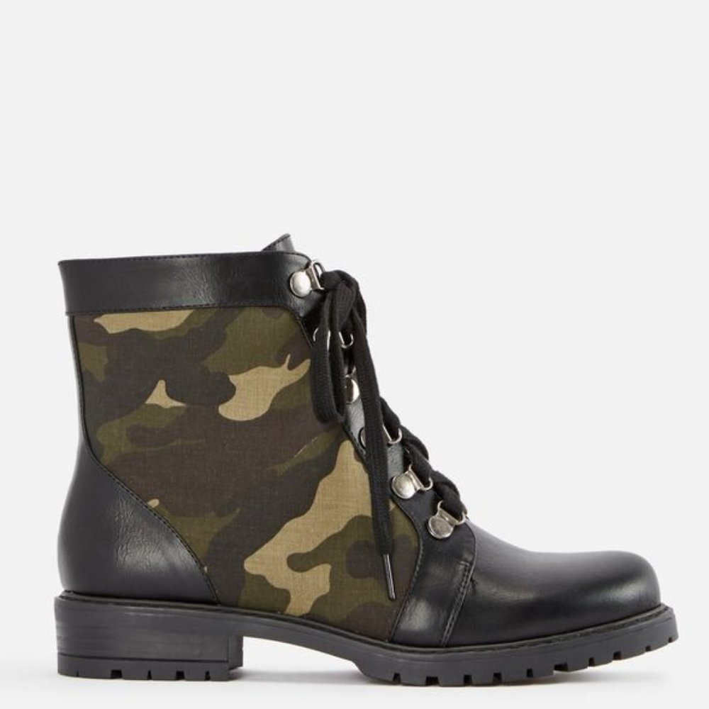 JustFab Boranna Lace-up Boot in Camouflage